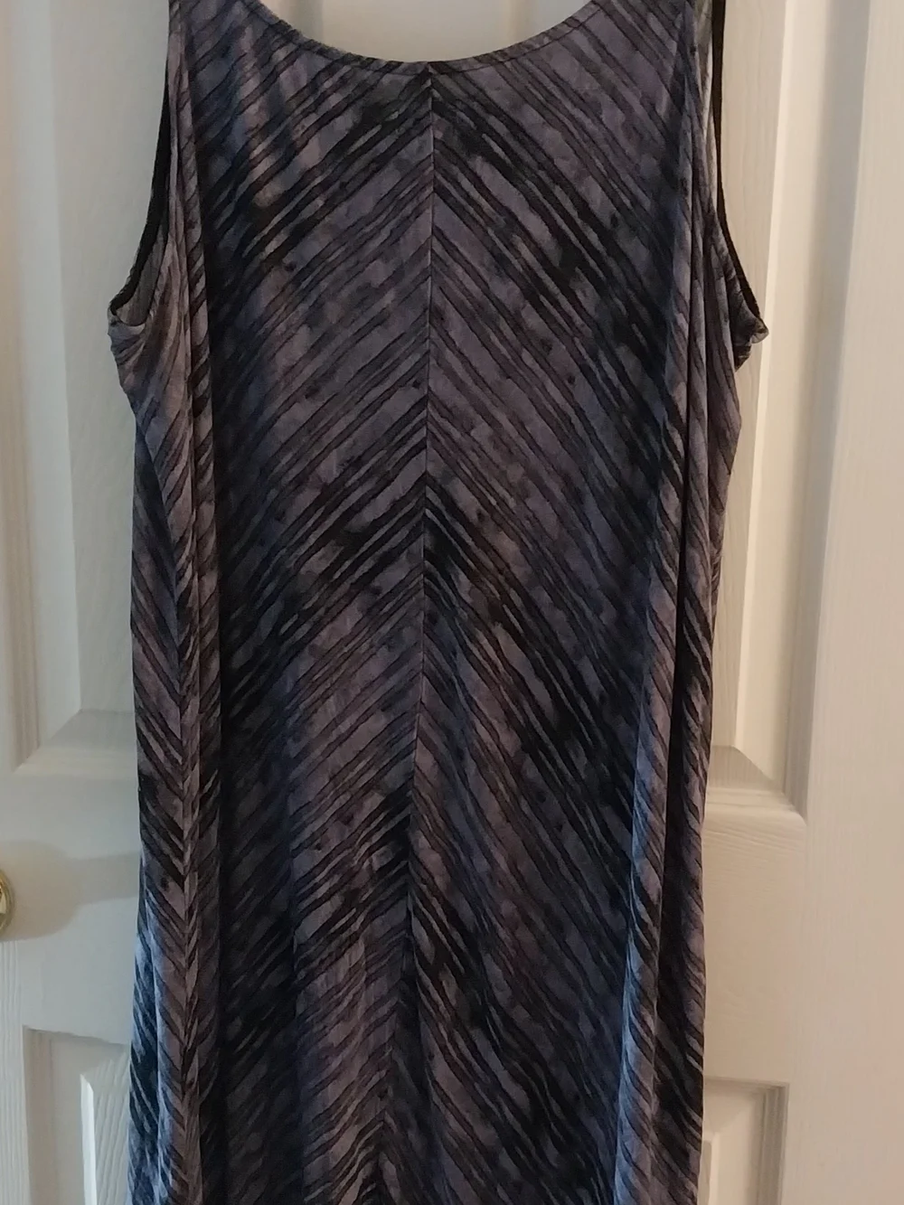 Simply Vera Vera Wang this sleeveless